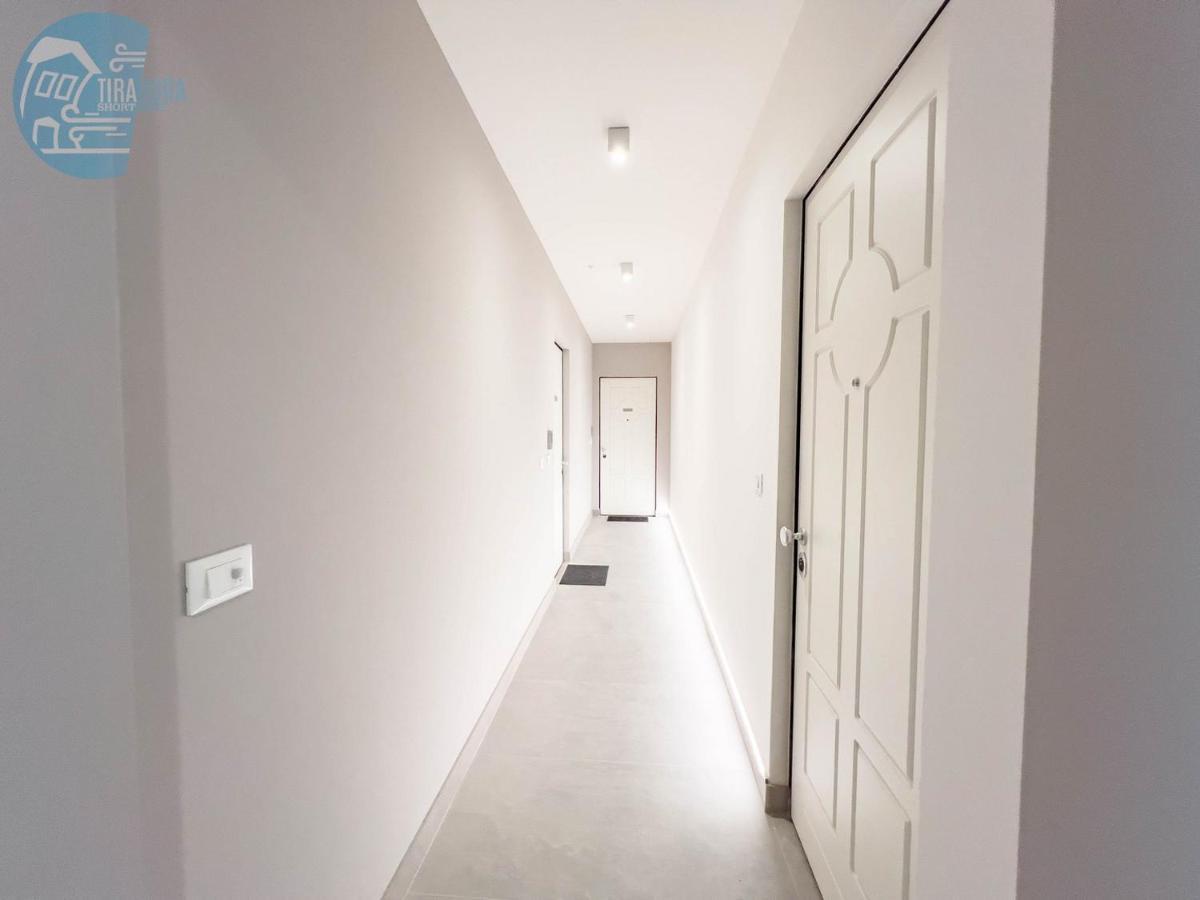 Piazza Della Borsa 3C Tirabora Short Rent Lägenhet Trieste Exteriör bild